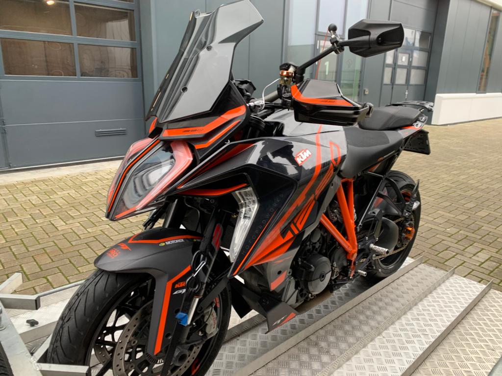 Motor wrappen | KTM 1290 Superduke GT motor wrap | Motor customizen Mxdcustoms